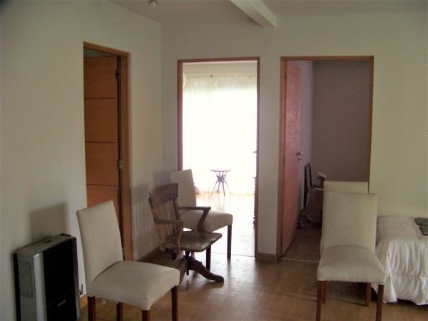 CASA DE 2 DORMITORIOS EN BARRIO LA FERIA - EN VENTA