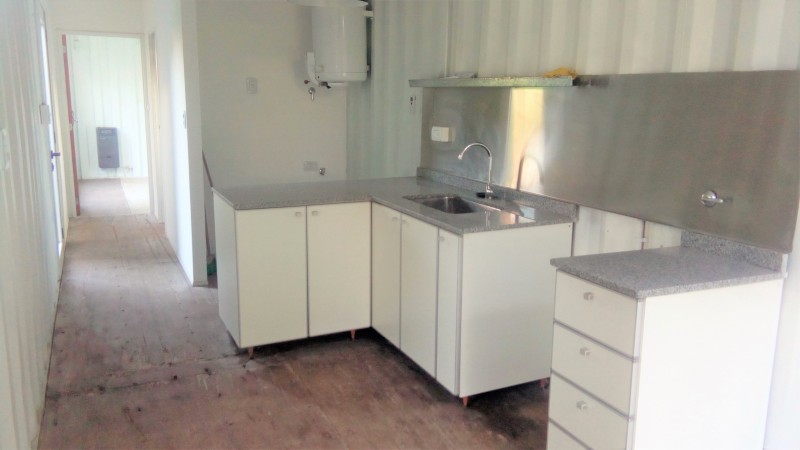 CASA DE 1 DORMITORIO FRENTE AL GOLF - EN VENTA