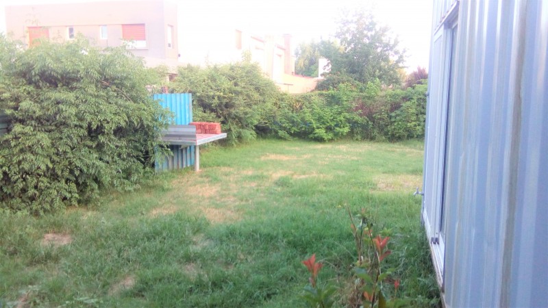 CASA DE 1 DORMITORIO FRENTE AL GOLF - EN VENTA