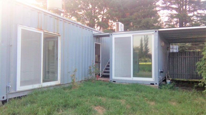 CASA DE 1 DORMITORIO FRENTE AL GOLF - EN VENTA