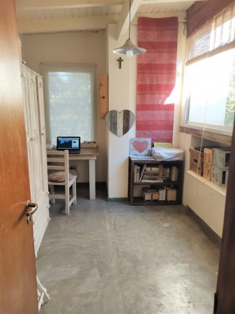 CASA DE 3 DORMITORIOS  FRENTE AL GOLF - EN VENTA