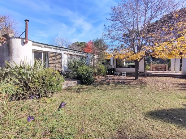 CASA DE 3 DORMITORIOS  FRENTE AL GOLF - EN VENTA