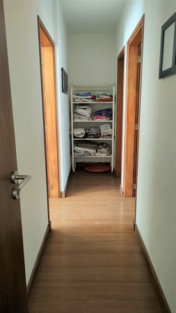 CASA DE 2 DORMITORIOS EN BARRIO RESIDENCIAL - EN VENTA