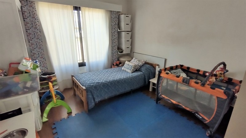 CASA DE 2 DORMITORIOS EN BARRIO RESIDENCIAL - EN VENTA
