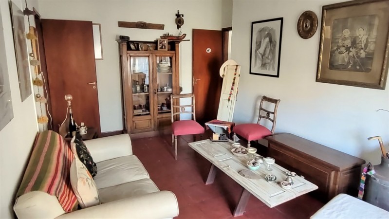 CASA DE 3 DORMITORIOS - EN UBICACION CENTRICA - EN VENTA