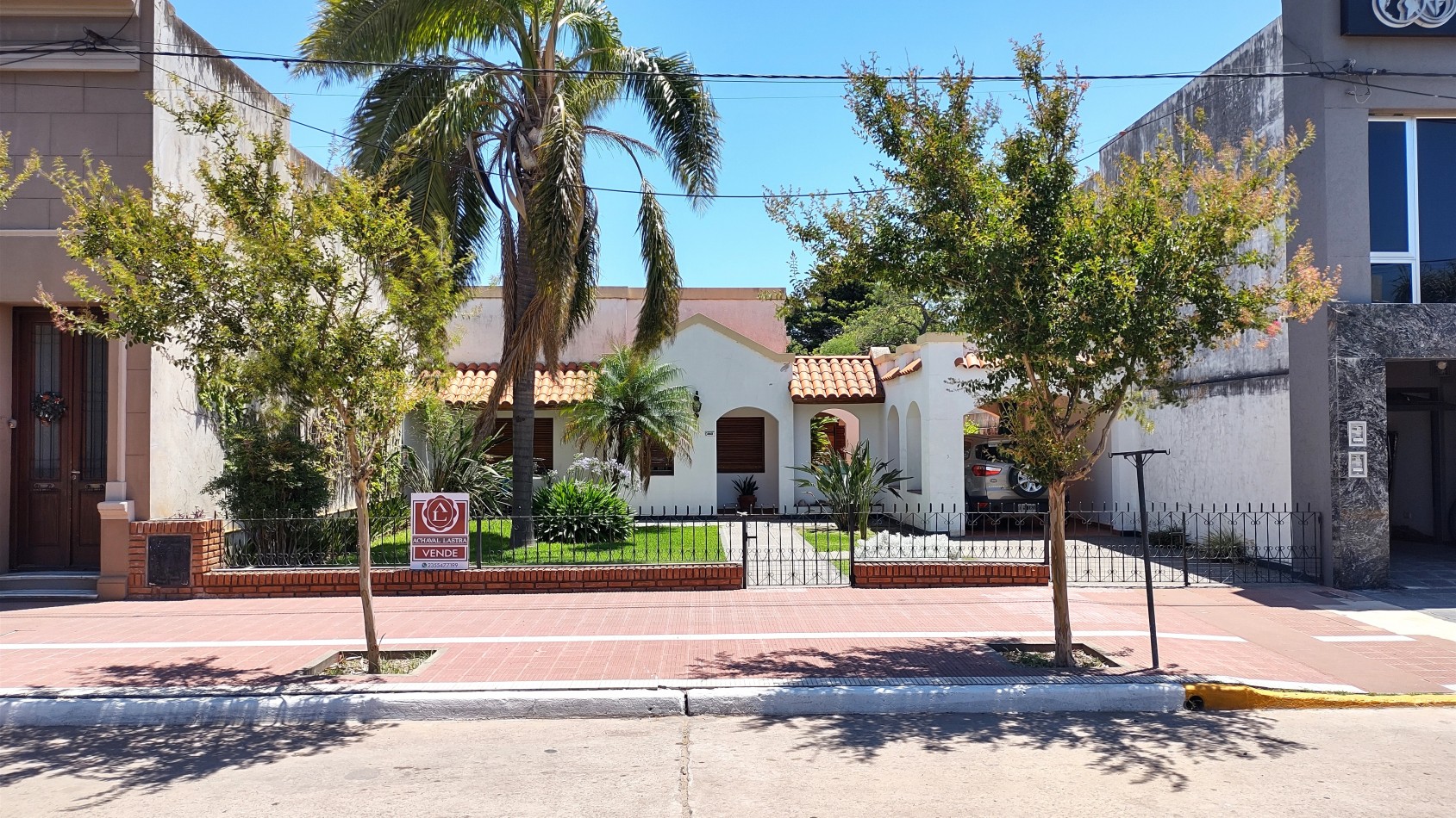 CASA DE DOS DORMITORIOS CON JARDIN - EN VENTA EN GENERAL PINTO