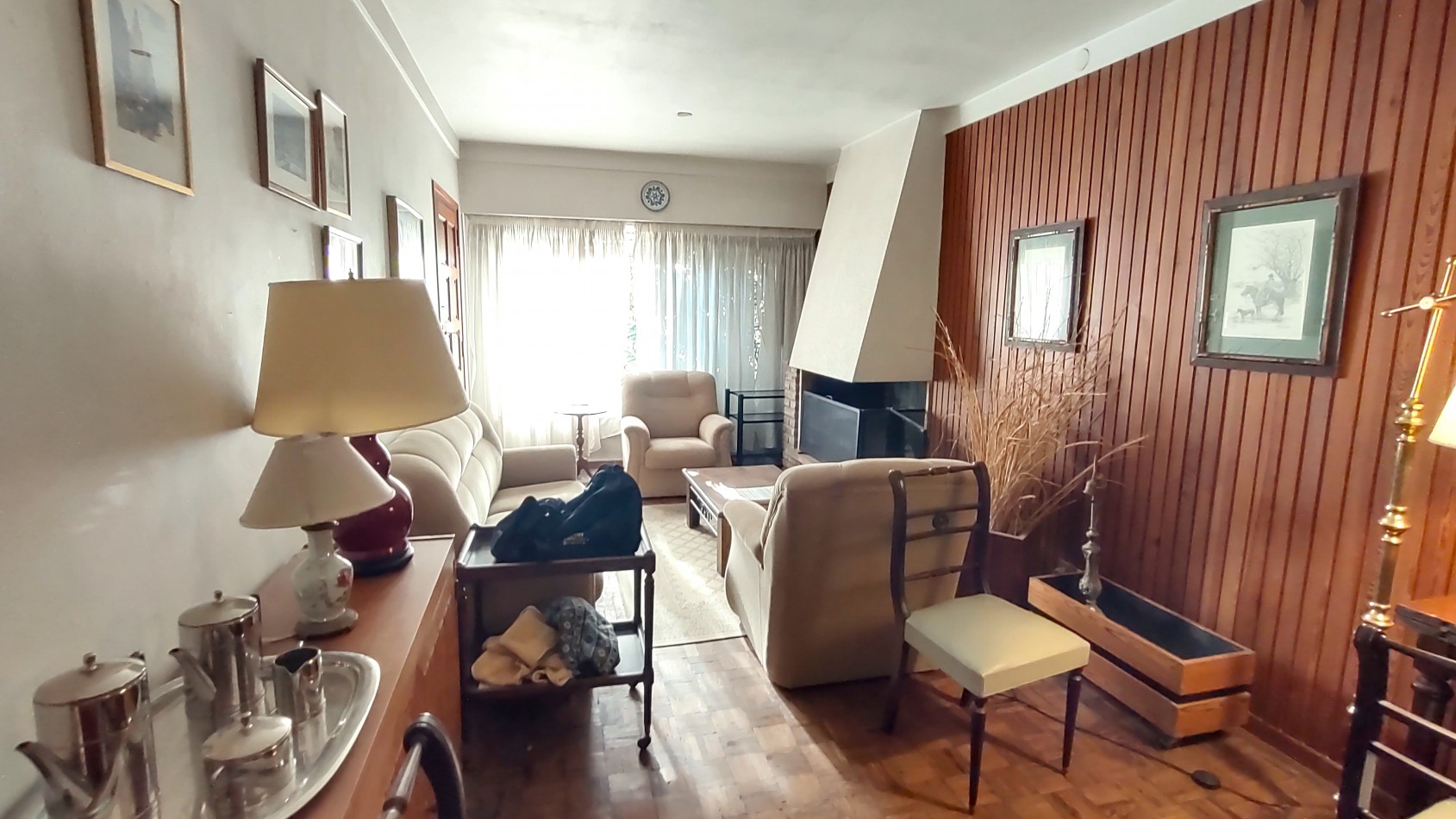CASA DE 2 DORMITORIOS EN MUY BUENA UBICACION