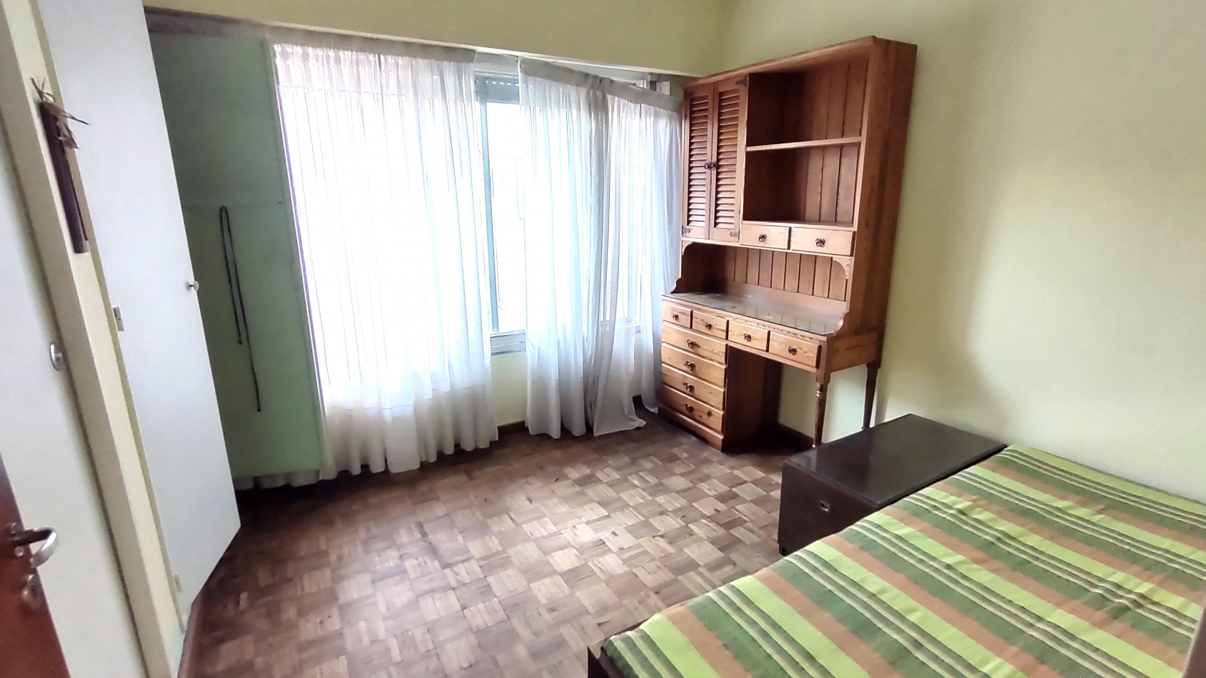 CASA DE 2 DORMITORIOS EN MUY BUENA UBICACION