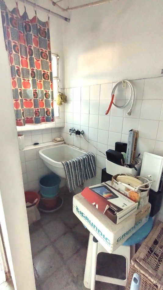 CASA DE 2 DORMITORIOS EN MUY BUENA UBICACION
