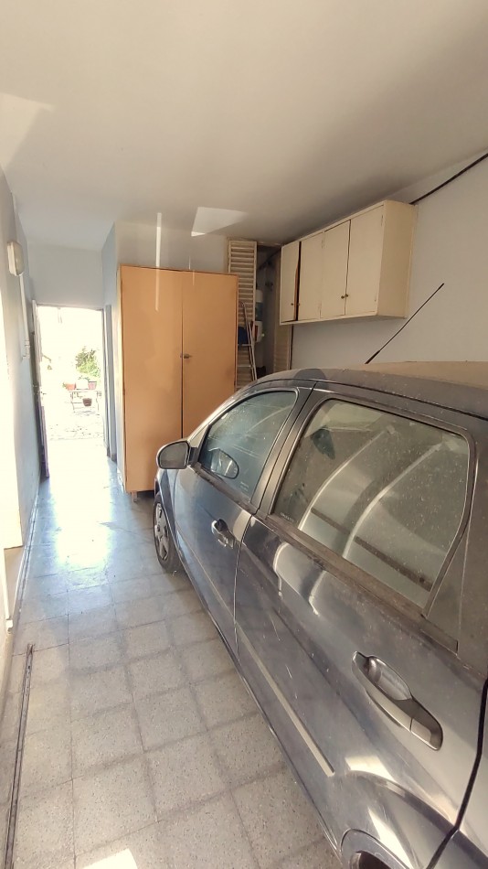 CASA DE 2 DORMITORIOS EN MUY BUENA UBICACION