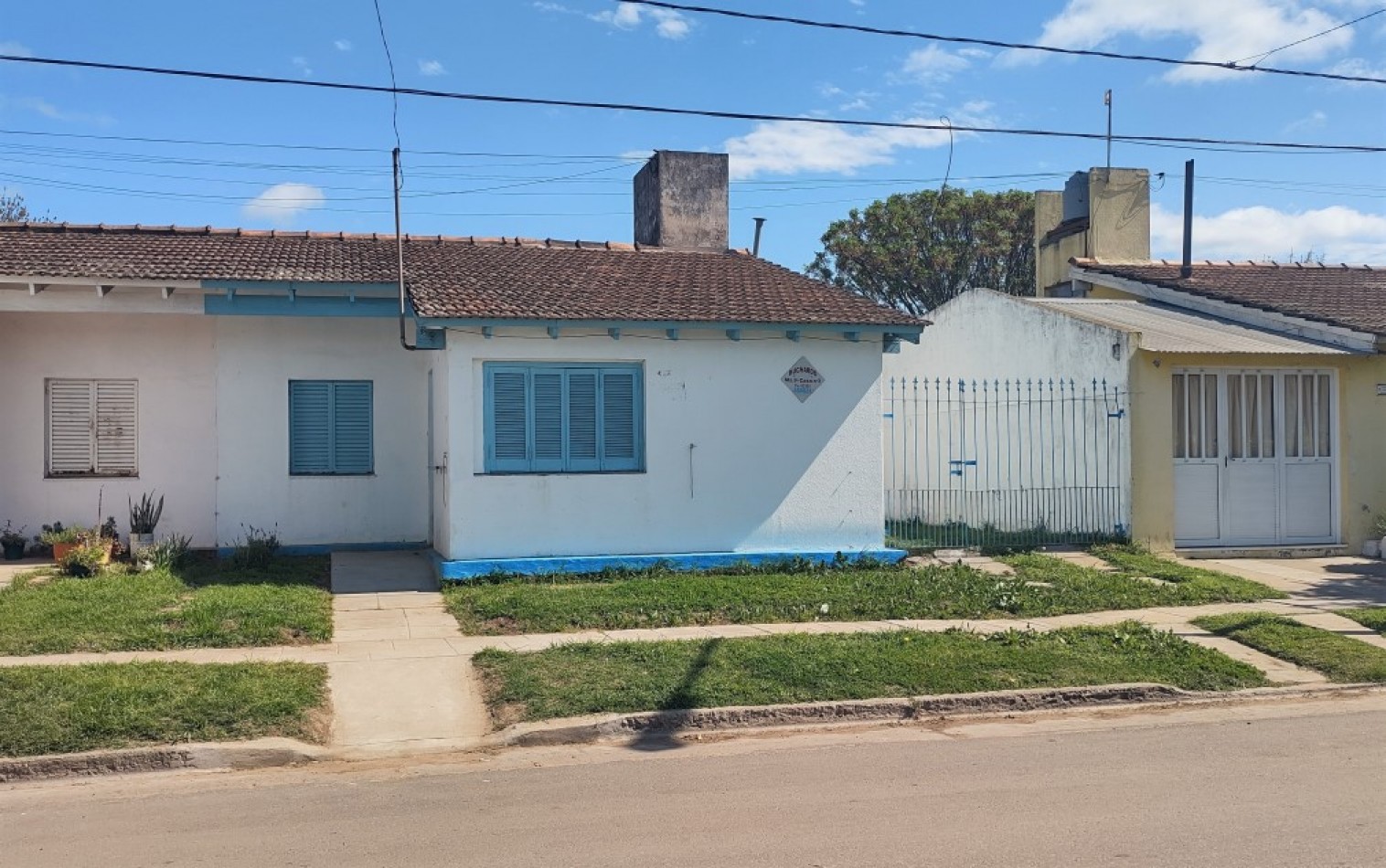 CASA DE DOS DORMITORIOS