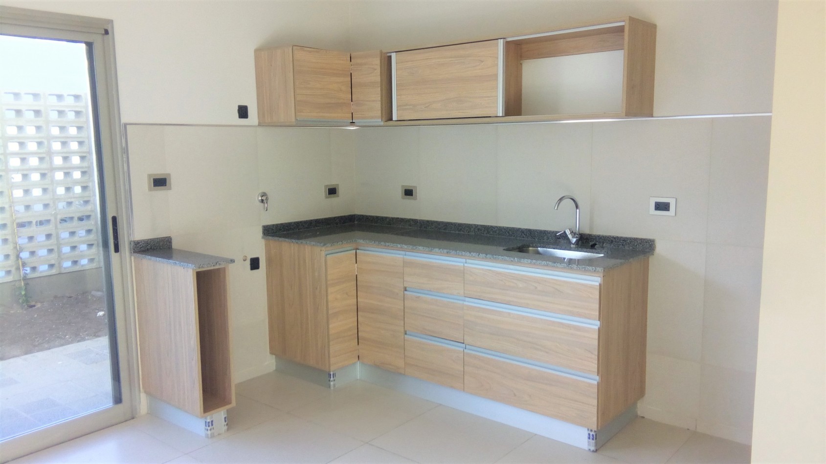 DUPLEX de 2 DORMITORIOS en BARRIO NORTE