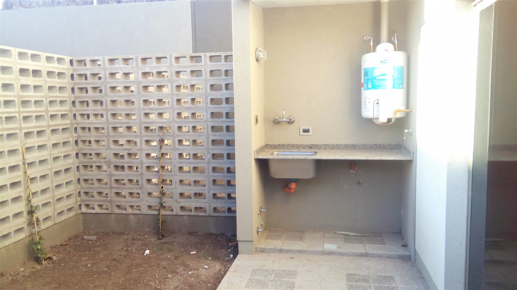 DUPLEX de 2 DORMITORIOS en BARRIO NORTE