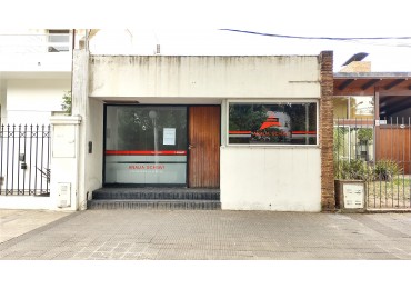 LOCAL CENTRICO PARA USO COMERCIAL, CONSULTORIO, ESTUDIO, OFICINA